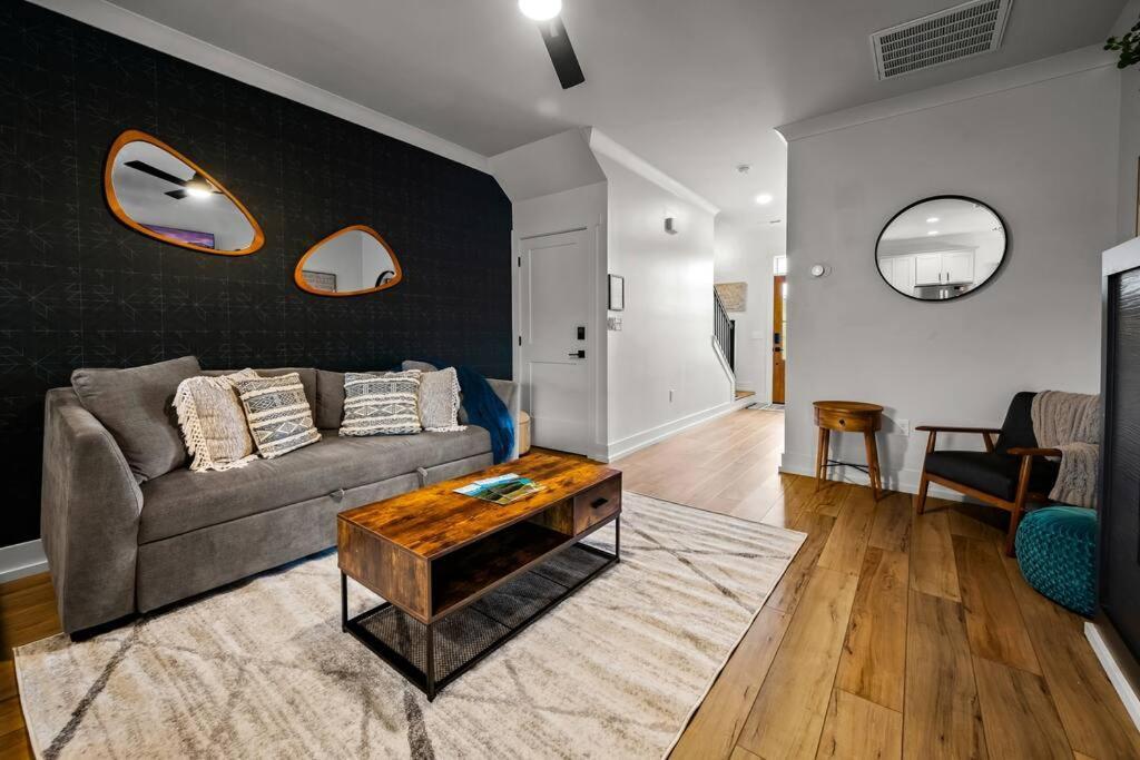 *Dog Friendly*Modern Home-Minutes To Dollywood, Gatlinburg, Smoky Mountains & Pigeon Forge! Exterior foto